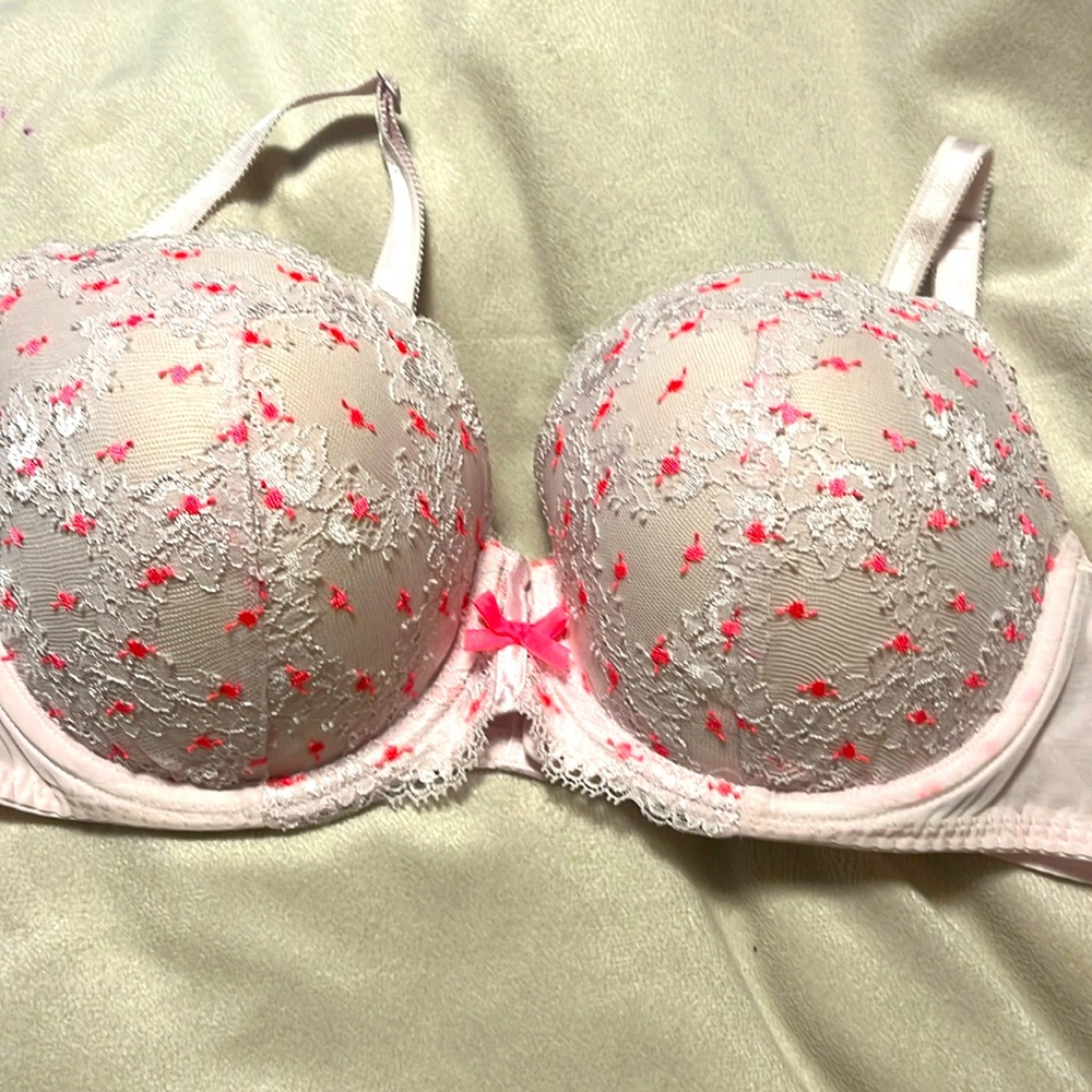 Victorias Secret bra 36D